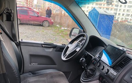 Volkswagen Transporter T5 рестайлинг, 2011 год, 1 600 000 рублей, 16 фотография
