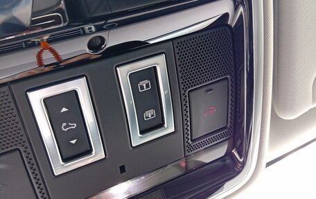 Land Rover Range Rover IV рестайлинг, 2019 год, 8 900 000 рублей, 8 фотография