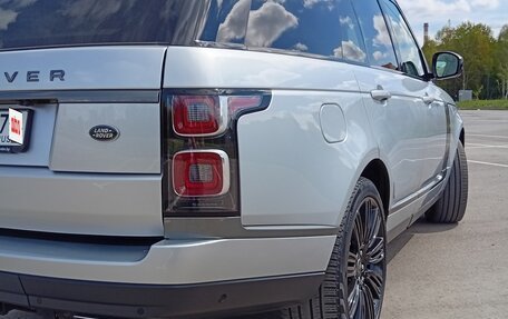 Land Rover Range Rover IV рестайлинг, 2019 год, 8 900 000 рублей, 3 фотография