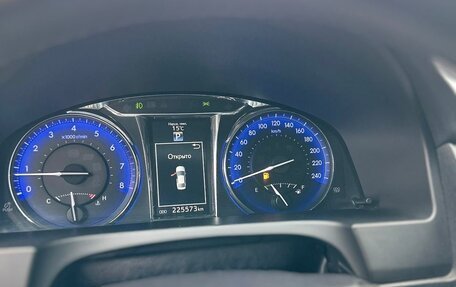 Toyota Camry, 2017 год, 1 930 000 рублей, 4 фотография