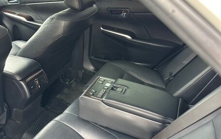 Toyota Camry, 2017 год, 1 930 000 рублей, 2 фотография