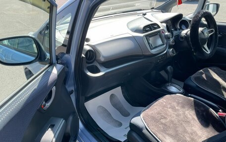 Honda Fit III, 2009 год, 799 000 рублей, 12 фотография