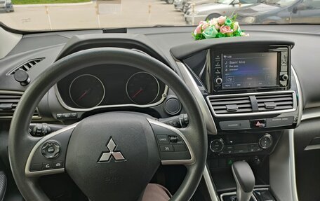 Mitsubishi Eclipse Cross, 2019 год, 2 250 000 рублей, 22 фотография