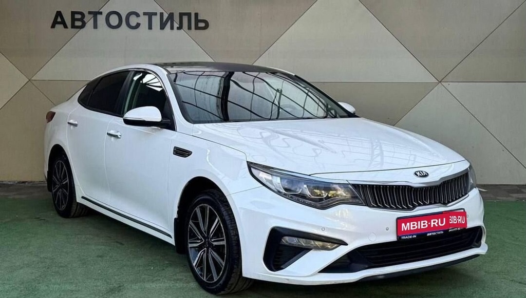 KIA Optima, 2018 год, 1 685 000 рублей, 2 фотография