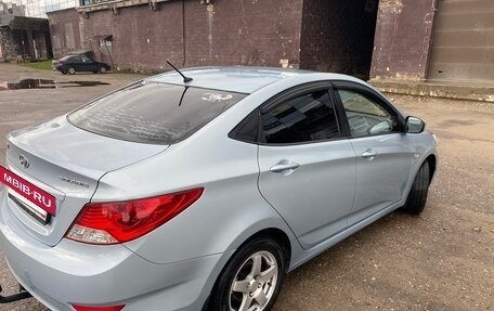 Hyundai Solaris II рестайлинг, 2011 год, 780 000 рублей, 5 фотография