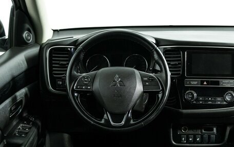 Mitsubishi Outlander III рестайлинг 3, 2019 год, 1 499 898 рублей, 18 фотография