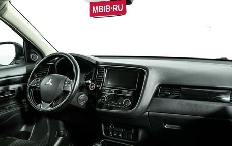 Mitsubishi Outlander III рестайлинг 3, 2019 год, 1 499 898 рублей, 9 фотография