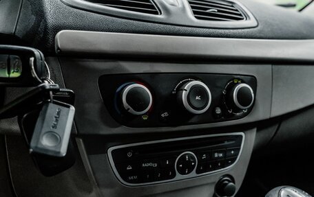 Renault Megane III, 2012 год, 900 000 рублей, 18 фотография