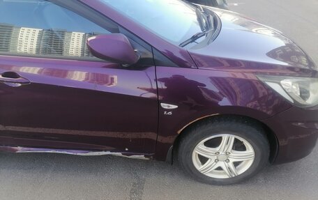 Hyundai Solaris II рестайлинг, 2011 год, 450 000 рублей, 3 фотография