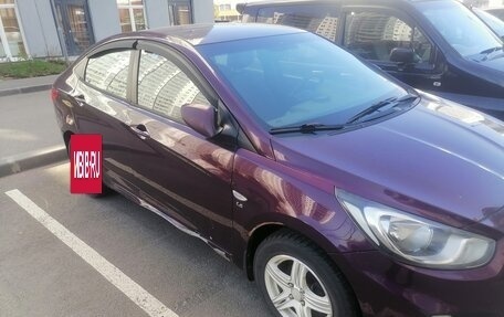Hyundai Solaris II рестайлинг, 2011 год, 450 000 рублей, 2 фотография