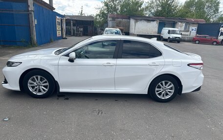 Toyota Camry, 2021 год, 3 600 000 рублей, 8 фотография
