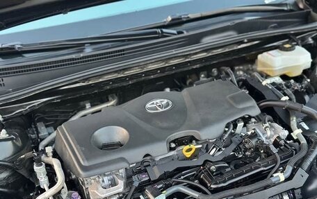 Toyota Camry, 2021 год, 2 350 000 рублей, 10 фотография
