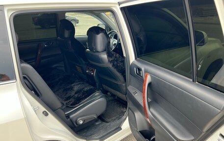 Toyota Highlander III, 2012 год, 2 050 000 рублей, 10 фотография