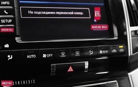 Toyota Land Cruiser 200, 2012 год, 3 758 000 рублей, 15 фотография