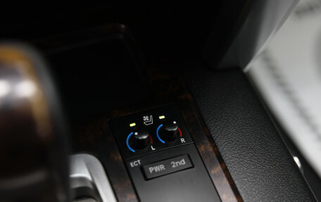 Toyota Land Cruiser 200, 2012 год, 3 758 000 рублей, 20 фотография