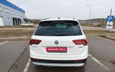 Volkswagen Tiguan II, 2019 год, 3 100 000 рублей, 1 фотография