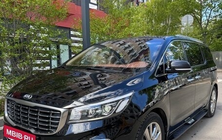 KIA Carnival III, 2018 год, 2 750 000 рублей, 5 фотография