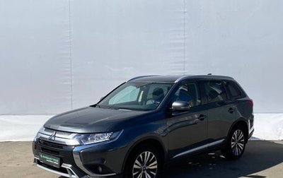 Mitsubishi Outlander III рестайлинг 3, 2019 год, 2 250 000 рублей, 1 фотография