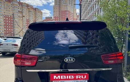 KIA Carnival III, 2018 год, 2 750 000 рублей, 10 фотография