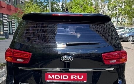 KIA Carnival III, 2018 год, 2 750 000 рублей, 15 фотография