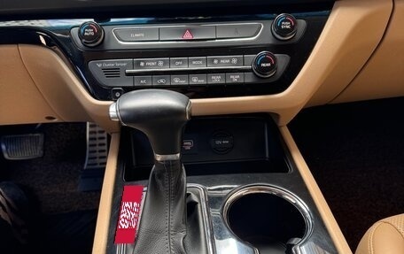 KIA Carnival III, 2018 год, 2 750 000 рублей, 18 фотография