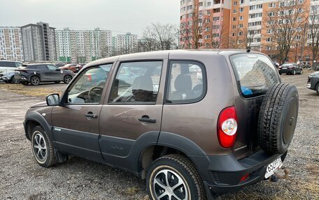Chevrolet Niva I рестайлинг, 2014 год, 575 000 рублей, 5 фотография