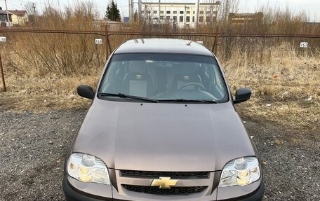 Chevrolet Niva I рестайлинг, 2014 год, 575 000 рублей, 2 фотография