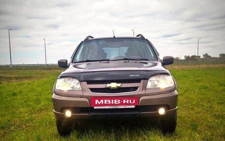 Chevrolet Niva I рестайлинг, 2016 год, 575 000 рублей, 8 фотография