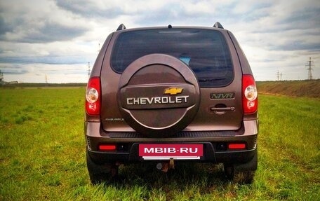 Chevrolet Niva I рестайлинг, 2016 год, 575 000 рублей, 16 фотография
