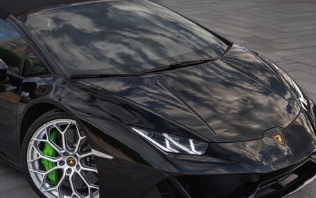 Lamborghini Huracán, 2020 год, 29 990 000 рублей, 3 фотография