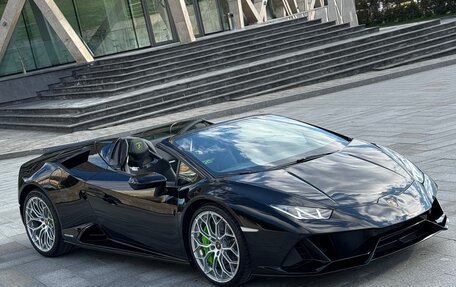 Lamborghini Huracán, 2020 год, 29 990 000 рублей, 2 фотография