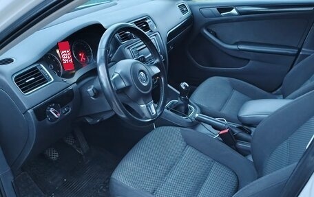 Volkswagen Jetta VI, 2014 год, 985 000 рублей, 4 фотография