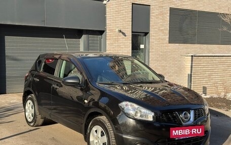 Nissan Qashqai, 2010 год, 950 000 рублей, 2 фотография