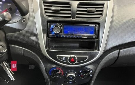 Hyundai Solaris II рестайлинг, 2012 год, 625 000 рублей, 12 фотография