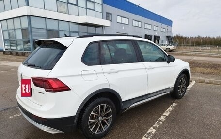 Volkswagen Tiguan II, 2019 год, 3 100 000 рублей, 4 фотография
