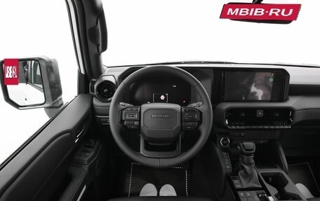 Toyota Land Cruiser Prado, 2024 год, 9 000 000 рублей, 6 фотография