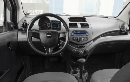 Chevrolet Spark III, 2012 год, 699 000 рублей, 6 фотография