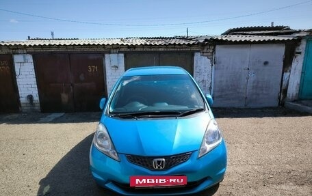 Honda Fit III, 2009 год, 850 000 рублей, 8 фотография
