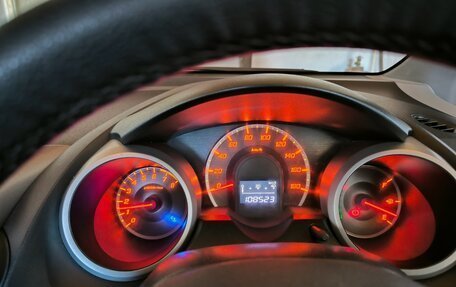 Honda Fit III, 2009 год, 850 000 рублей, 10 фотография
