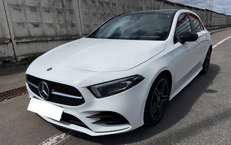 Mercedes-Benz A-Класс, 2018 год, 2 200 000 рублей, 10 фотография