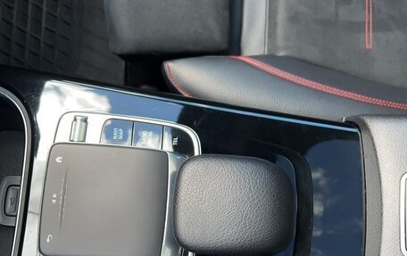 Mercedes-Benz A-Класс, 2018 год, 2 200 000 рублей, 23 фотография