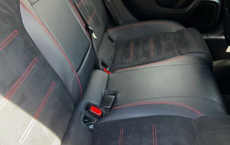 Mercedes-Benz A-Класс, 2018 год, 2 200 000 рублей, 32 фотография