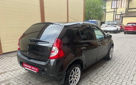 Renault Sandero I, 2013 год, 640 000 рублей, 3 фотография