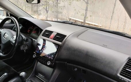 Honda Accord VII рестайлинг, 2004 год, 700 000 рублей, 5 фотография