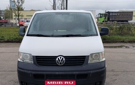 Volkswagen Transporter T5 рестайлинг, 2007 год, 1 200 000 рублей, 2 фотография