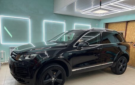 Volkswagen Touareg III, 2013 год, 2 890 000 рублей, 1 фотография