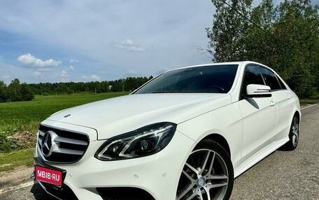 Mercedes-Benz E-Класс, 2013 год, 2 300 000 рублей, 1 фотография