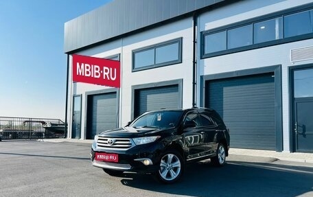 Toyota Highlander III, 2011 год, 1 499 999 рублей, 1 фотография