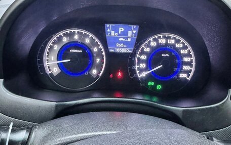 Hyundai Solaris II рестайлинг, 2013 год, 1 050 000 рублей, 6 фотография