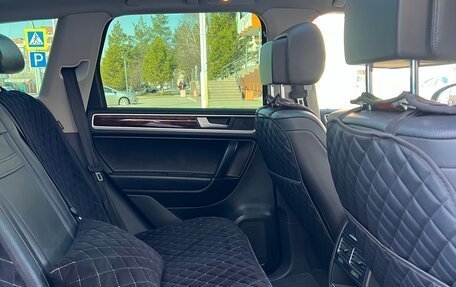 Volkswagen Touareg III, 2013 год, 2 890 000 рублей, 13 фотография